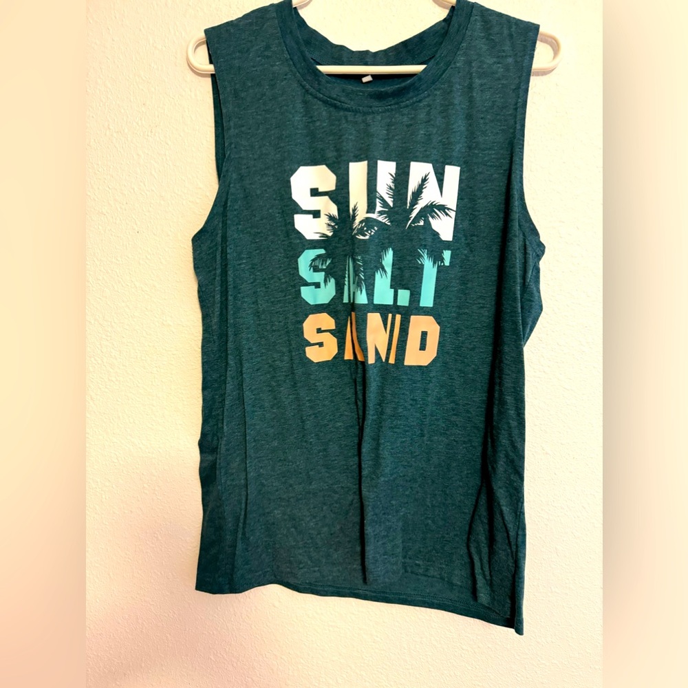 Sun Salt Sand. Sleeveless shirt. Turquoise green. Size XL Will not shrink.